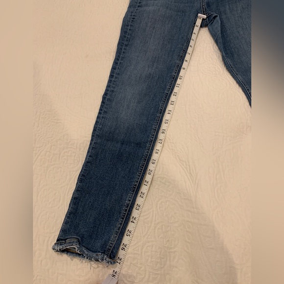 Rag & Bone jeans size 30. High rise ankle skinny. Stretchy, raw hem. Med wash - Picture 10 of 10